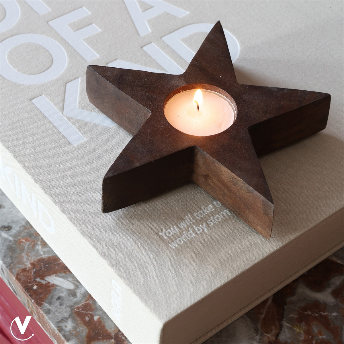 Kaarshouder Ellicot  walnut Ø15 x H3 cm