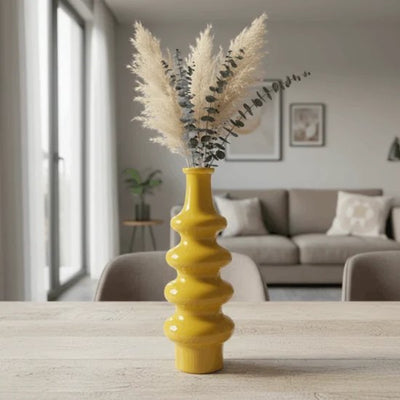 Vaas Luma – sculpturale designer vaas Geel
