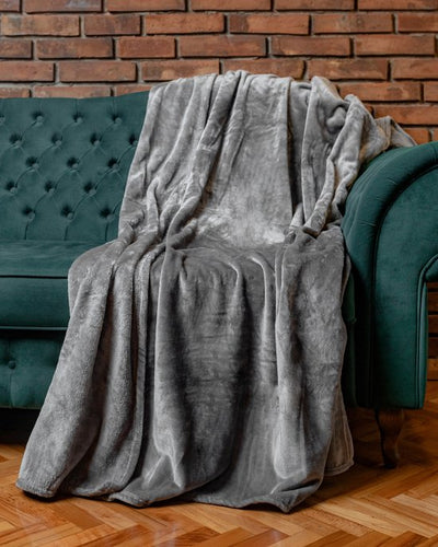 1+1 Gratis – Wasbare Deken coral fleece Grijs