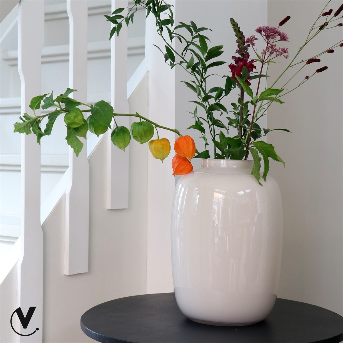 Vaas Artic M ivory Ø25 x H35 cm - Verwachte binnenkomst eind April (Ivory Ø25 x H35 cm)