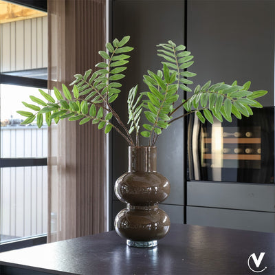 Vaas Alima Elite dark brown Ø20 x H35 cm - Laatste voorraad - Deze vaas gaat uit het assortiment maar met de Lindi Vaas bieden we een prachtig alternatief (Brown Ø20 x H35 cm)
